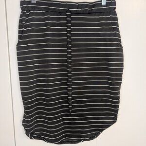Shein  Black Skirt with white stripes and pockets! XL Excellent condition